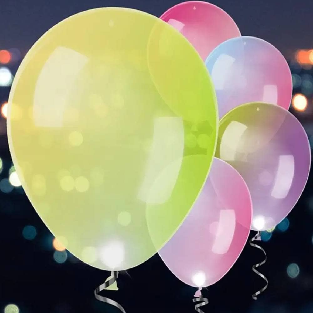 Vijf multicolor ballonnen met een lampje erin