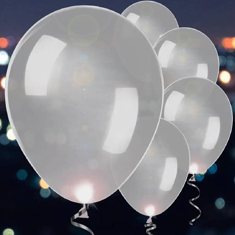 Vijf zilverkleurige ballonnen met een lampje erin