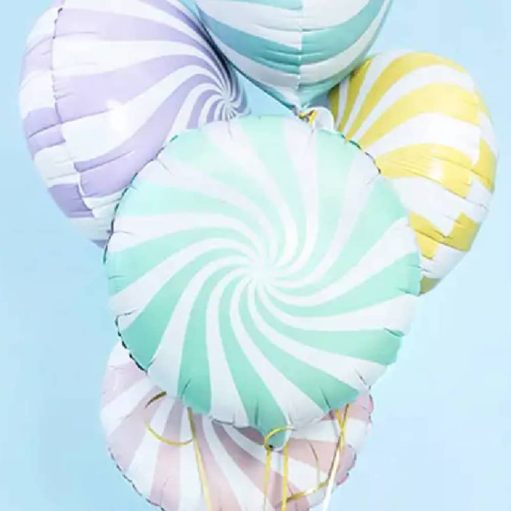 Bundel met folieballonnen met snoep opdruk