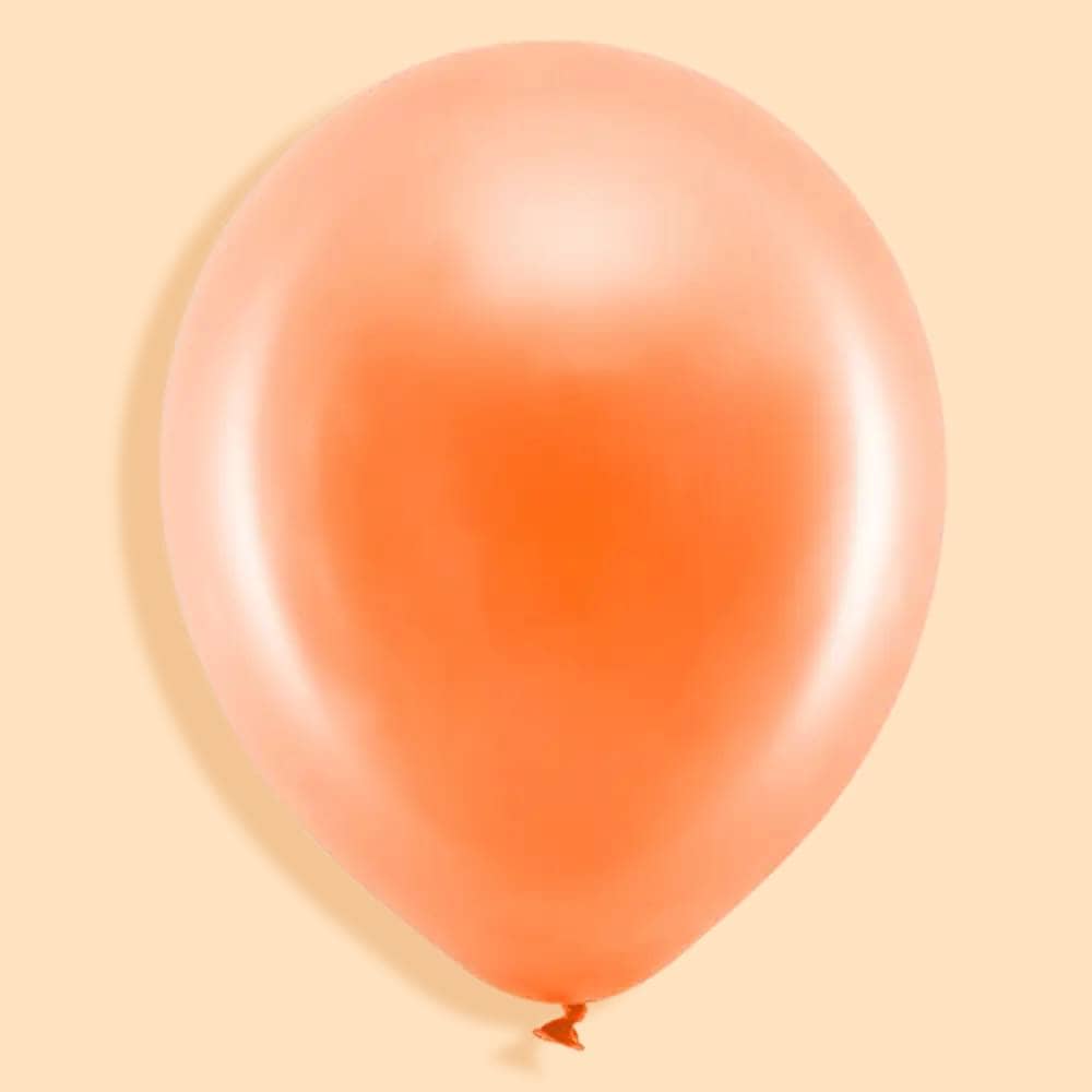 Oranje ballon op oranje achtergrond