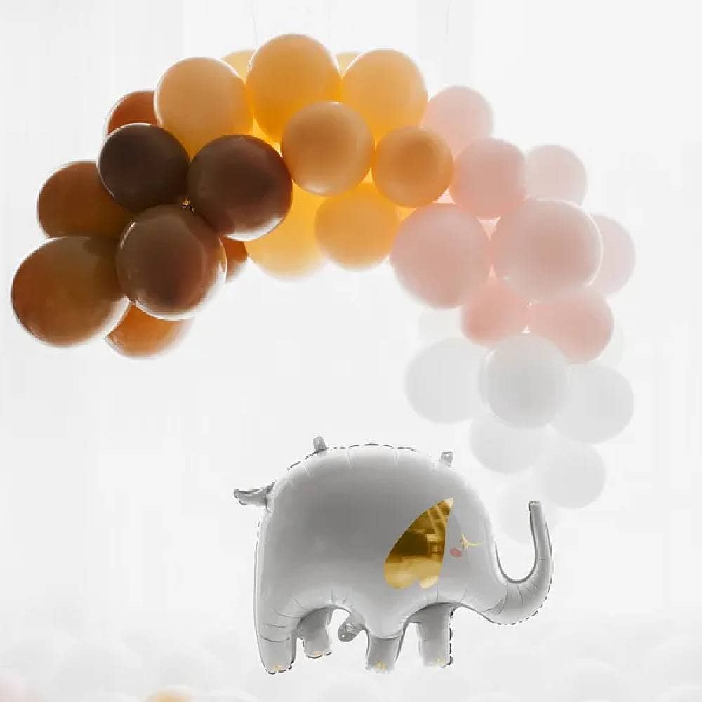 olifant folieballon met daarboven een ballonnenboog