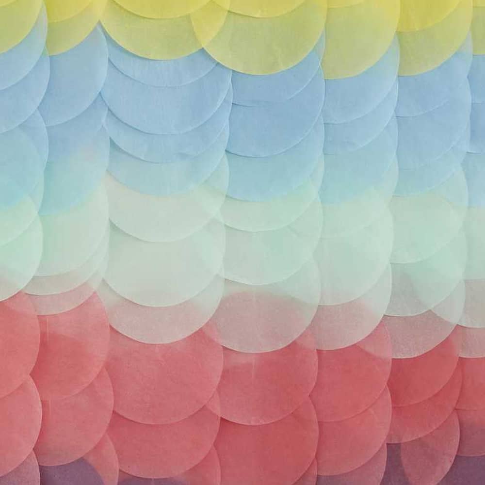 Backdrop van Schijfjes Papier in Regenboog kleuren