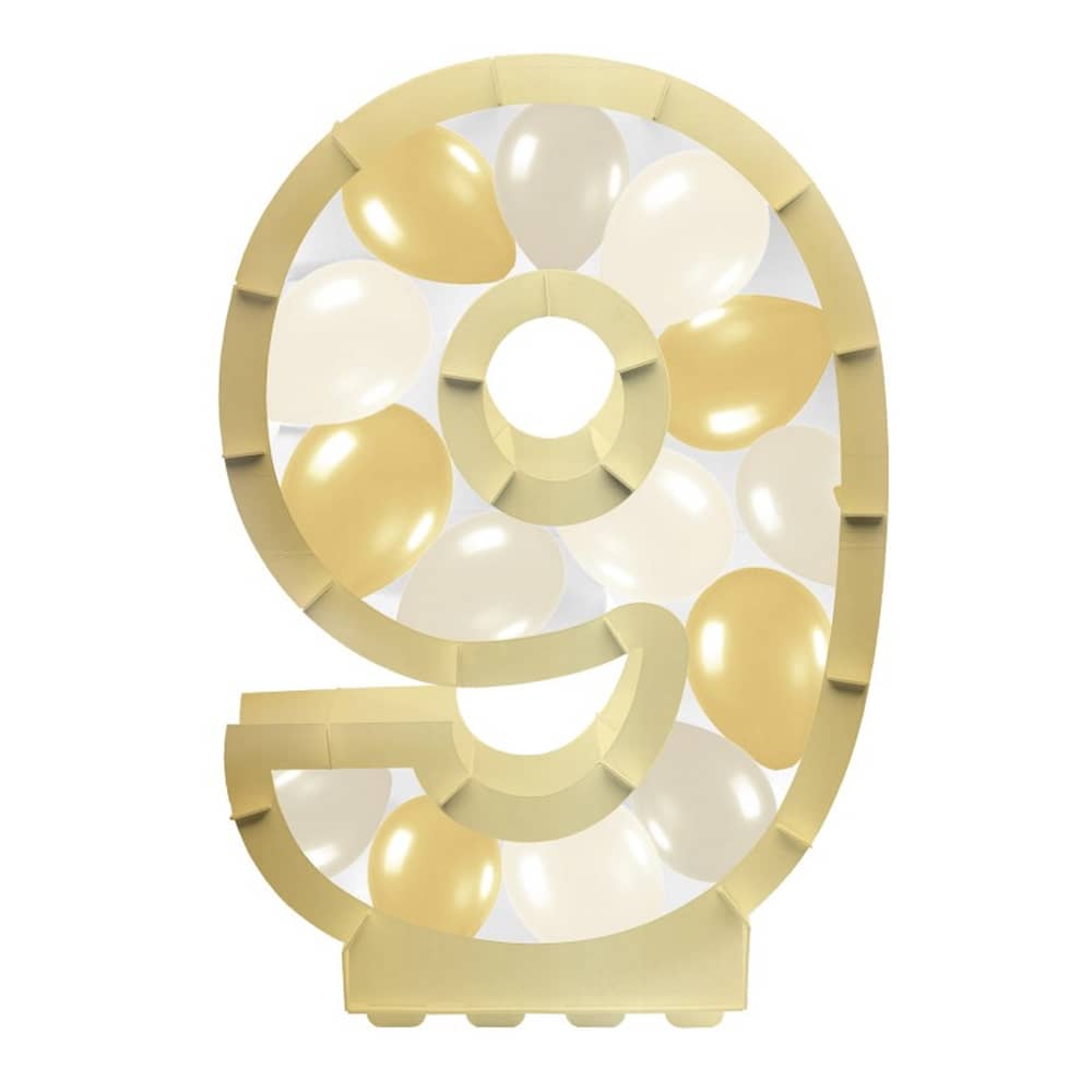 goudkleurig ballonstandaard in de vorm van een 9