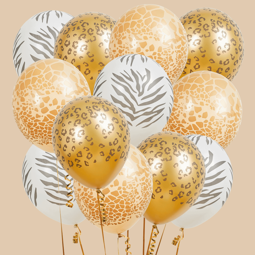 Ballonnen met zebra, giraffe en panterprint op een oranje achtergrond