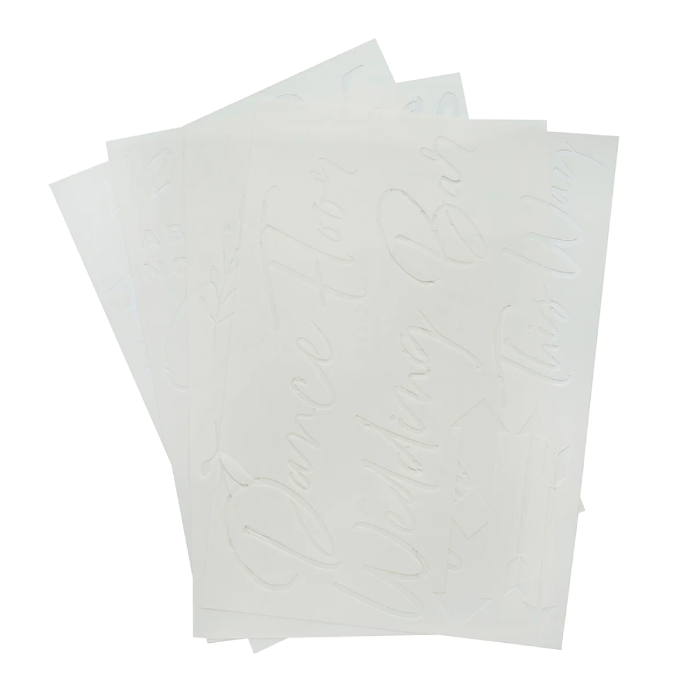 transparante stencils met tekst voor een bruiloft