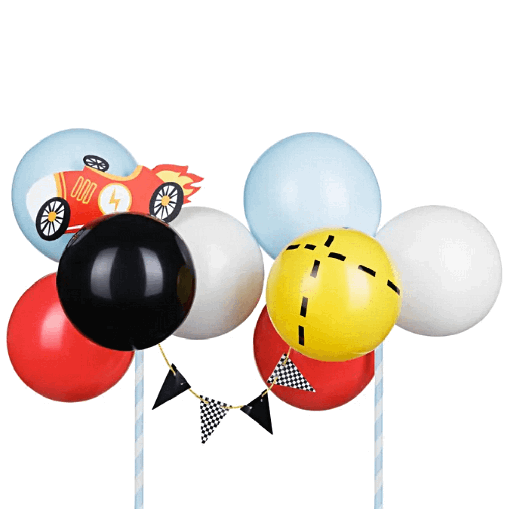 auto en race mini ballonnen boog voor op een taart
