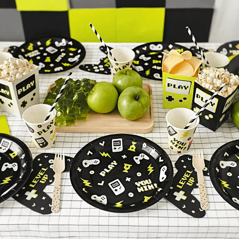 Tafel versiering gaming kinder feestje in het zwart, groen en wit