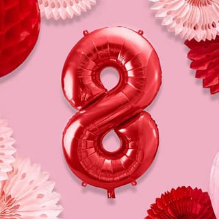Folieballon cijfer 8 in het rood op een roze achtergrond met rode honeycombs en waaiers
