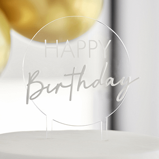 Transparante taart topper met de witte tekst 'happy birthday'