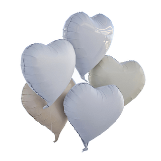 Folieballonnen in de vorm van hartjes in het wit, taupe, grijs en cremekleurig