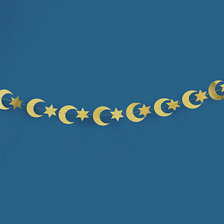 Slinger met gouden maantjes en sterretjes van 4 meter lang op een blauwe achtergrond