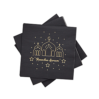 Zwarte servetten met gouden details en de tekst ramadan kareem