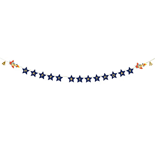 Donkerblauwe sterren slinger met de gouden tekst happy birthday