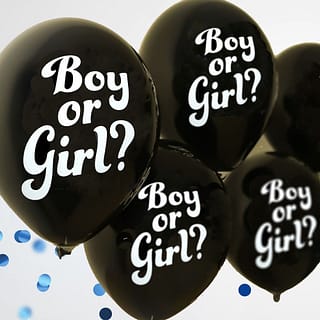 5 zwarte ballonnen met boy or girl ? erop