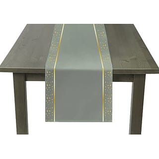 Tafel met grijze tafelloper met twee strepen en stippen